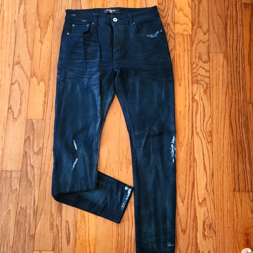 Serenede skinny jeans. Paint distressed. Each pair is unique. Like new!!